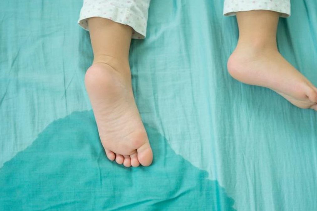 Mi hijo amanece mojado