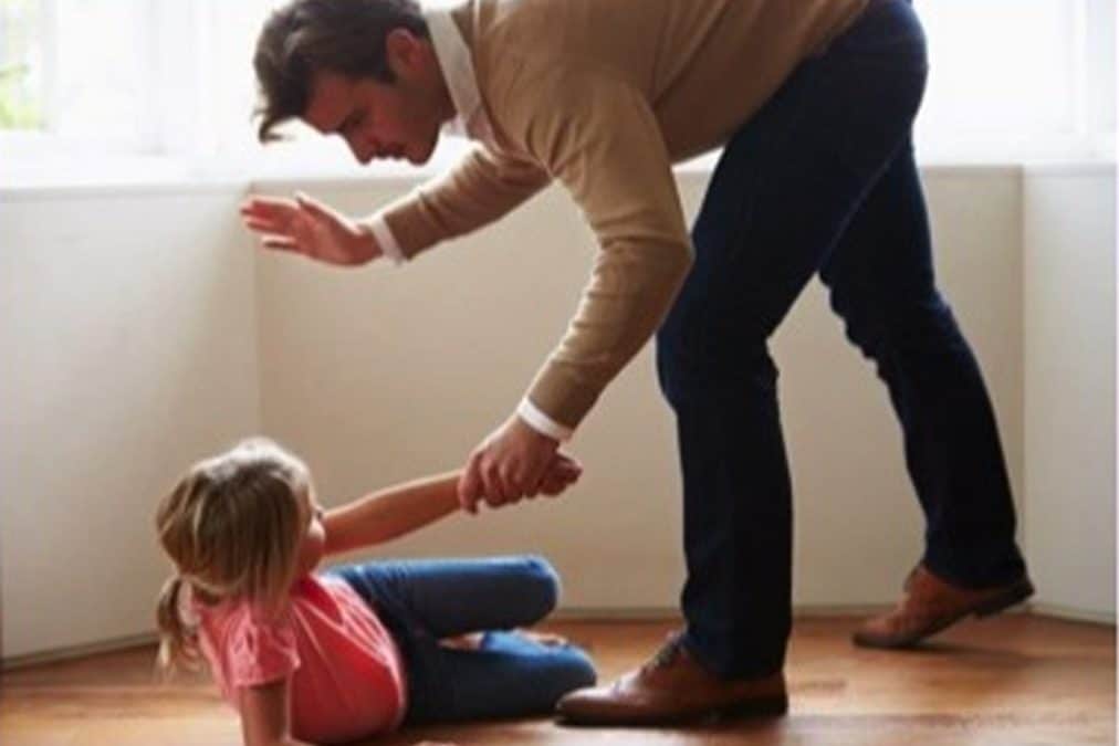 Antes de pegarle, cuenta hasta…