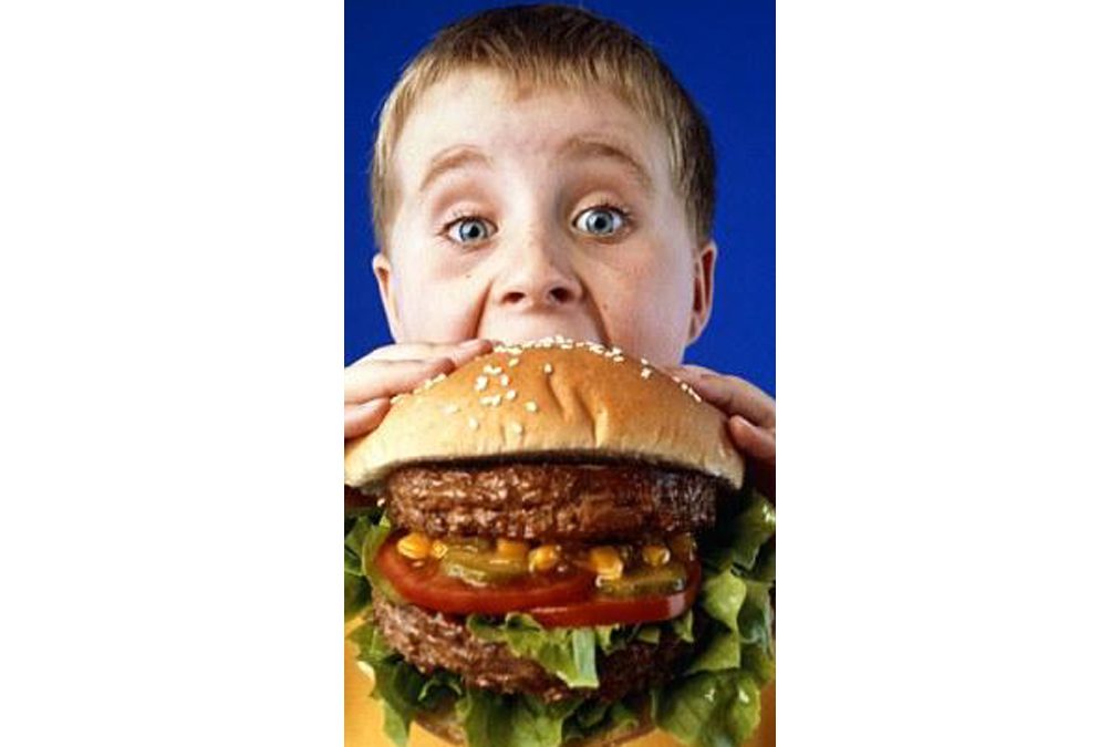 Niños que comen demasiado